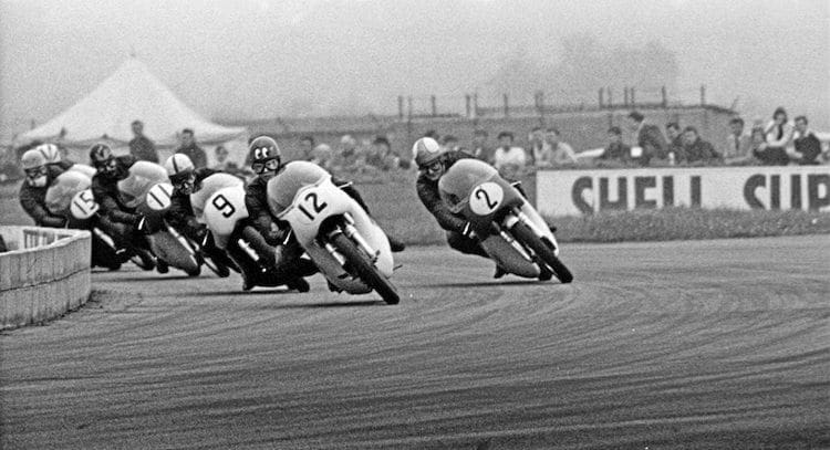 Hailwood S Hutch What Happened At The 1965 Hutchinson 100